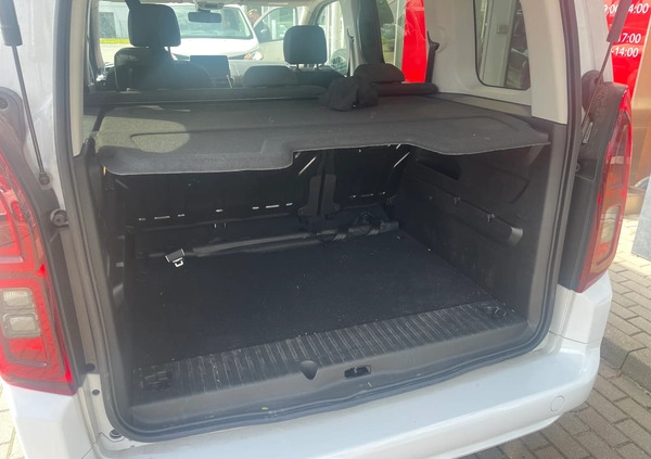 Toyota Proace City Verso cena 110000 przebieg: 17151, rok produkcji 2023 z Sierpc małe 137